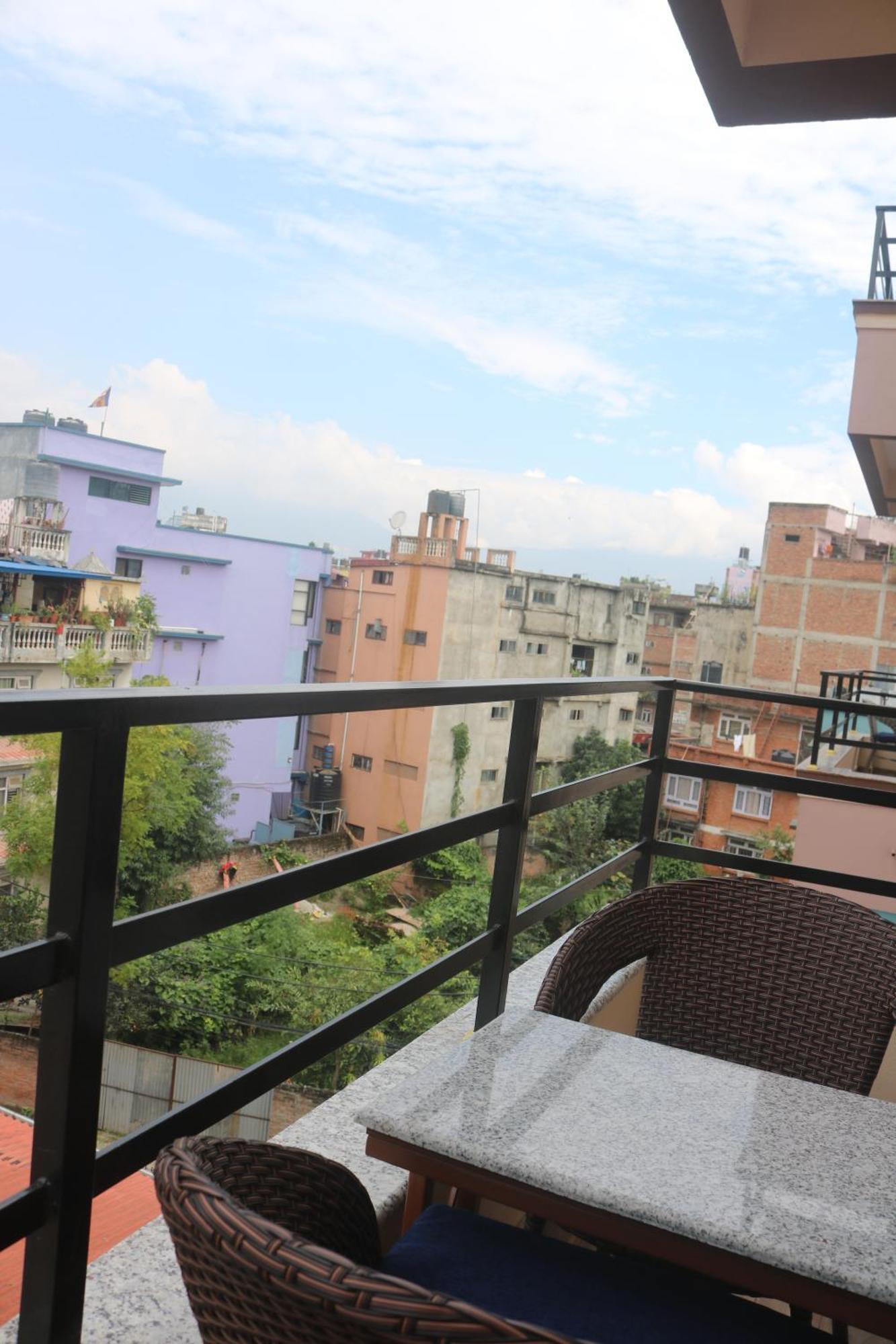Hotel Family Ties Pvt. Ltd. Kathmandu Exterior photo